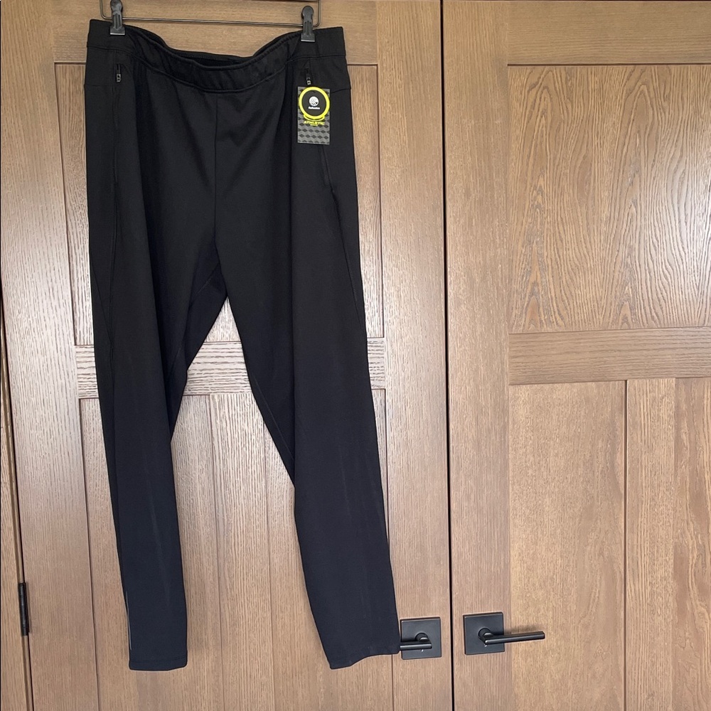 Men’s Black Slim Knit Pant with Zipper Pockets size XL(40-42)